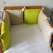 Hniezdo ,,Vankúšiky hnedo-zelené,,
