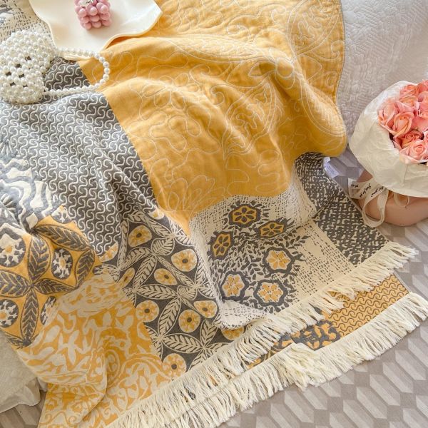 Prehoz Patchwork Žlto-Šedá Kvety so strapcom
